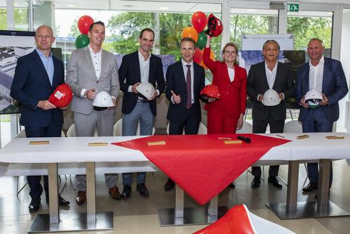 Ondertekening nieuwbouwplannen